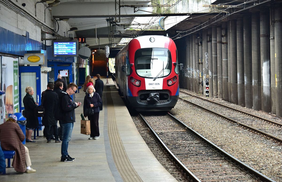 Stacja Warszawa Śródmieście WKD